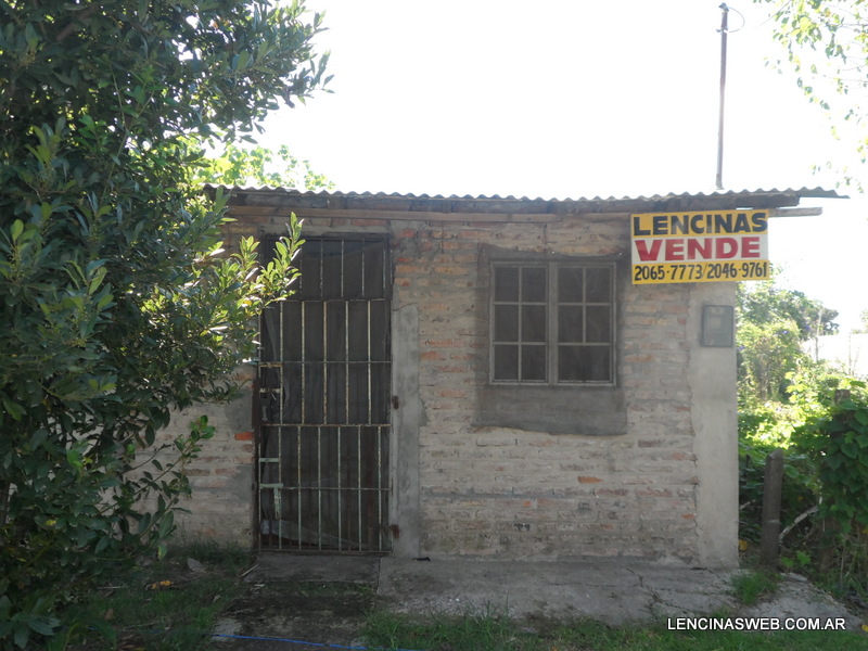 Casa en El Pato, Berazategui, con anticipo y cuotas a convenir