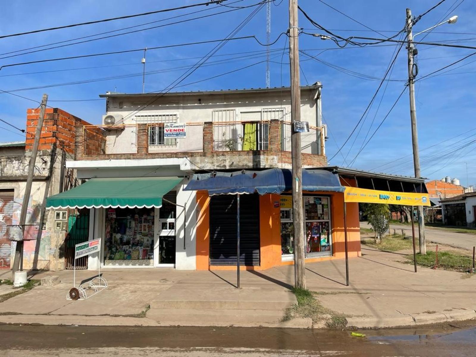 Casas y Locales En Venta a 200 mts. de Ruta 23 - Trujui, Moreno