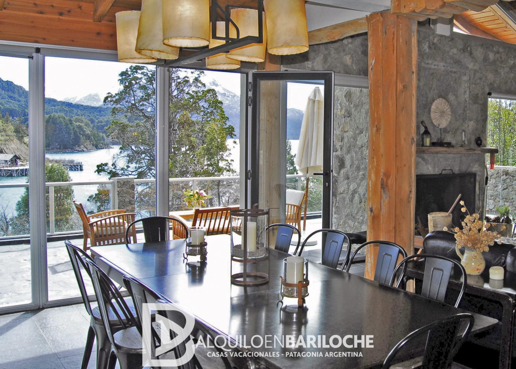 Alquiler Casa en Bariloche con Costa de Lago Nahuel Huapi. 10 PAX. Llao Llao.