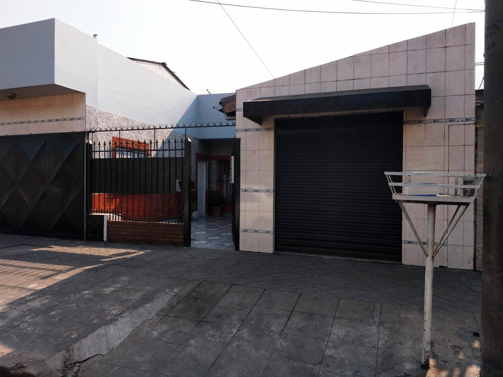 Venta Casa 3 ambientes con garage en Rafael Castillo