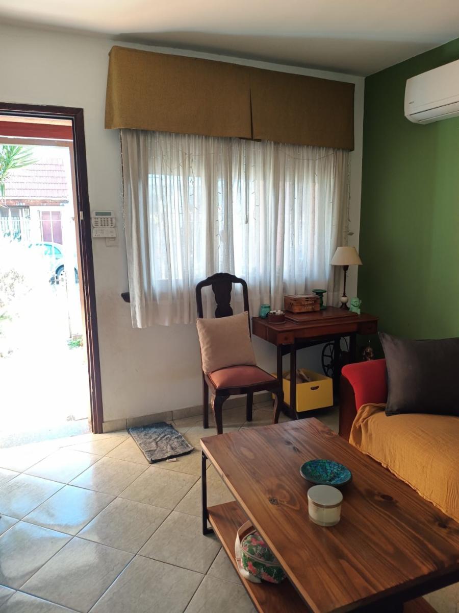 VENTA CASA 4 AMB MORON