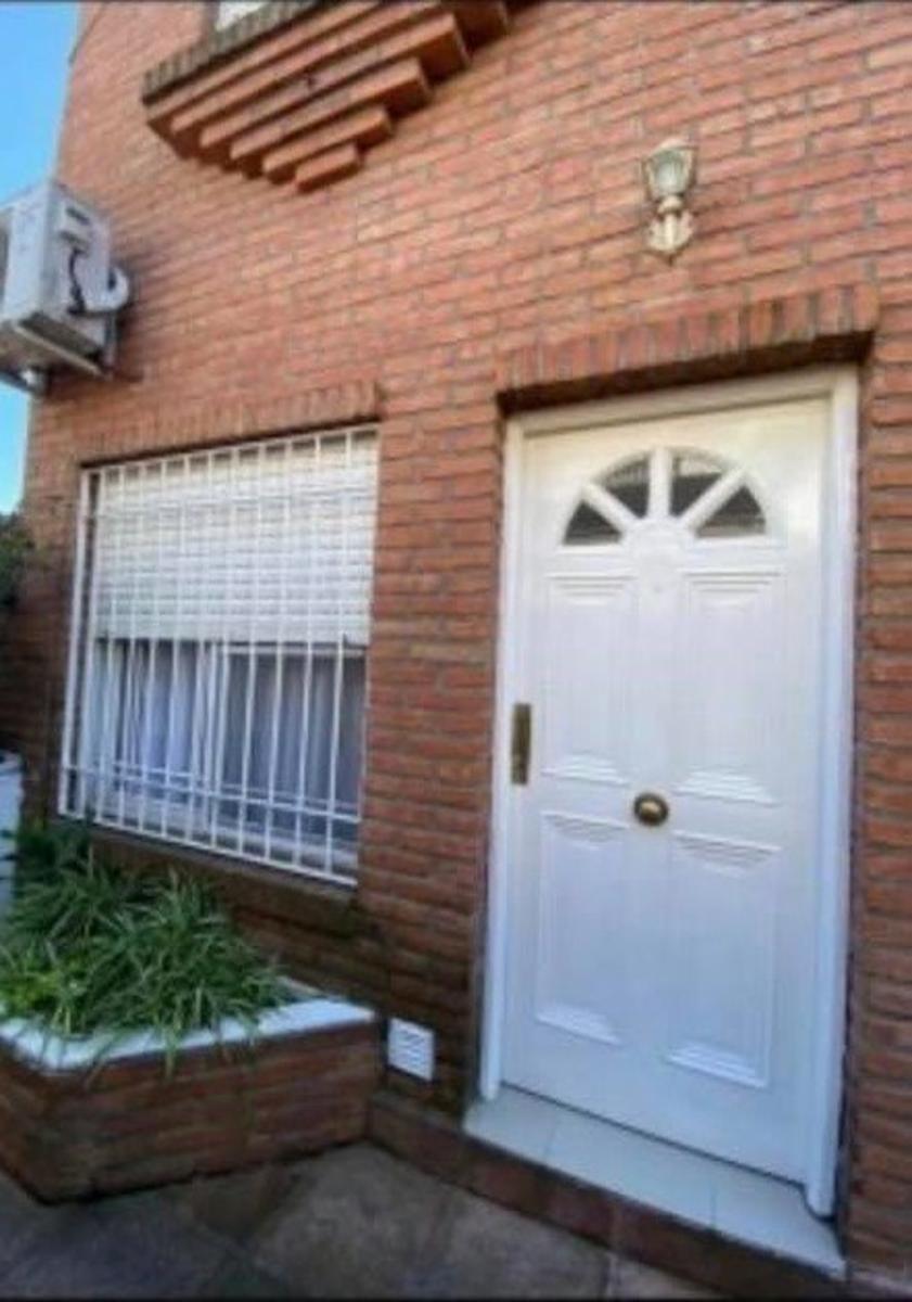 DUPLEX DE 3 AMBIENTES EN VENTA - HAEDO