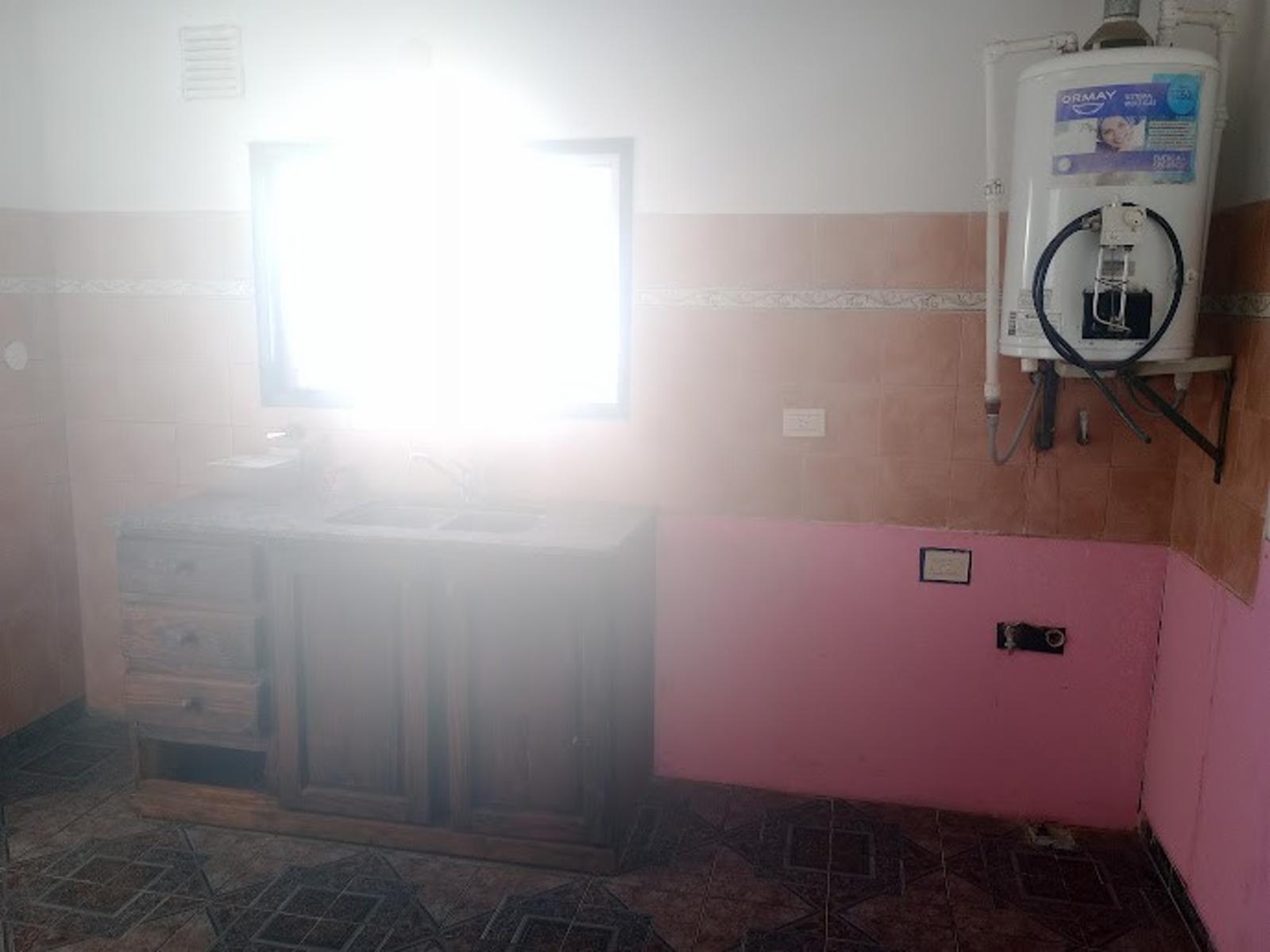 Alquiler Departamento Monoambiente en Barrio Hipólito Irigoyen $152.800 finales.