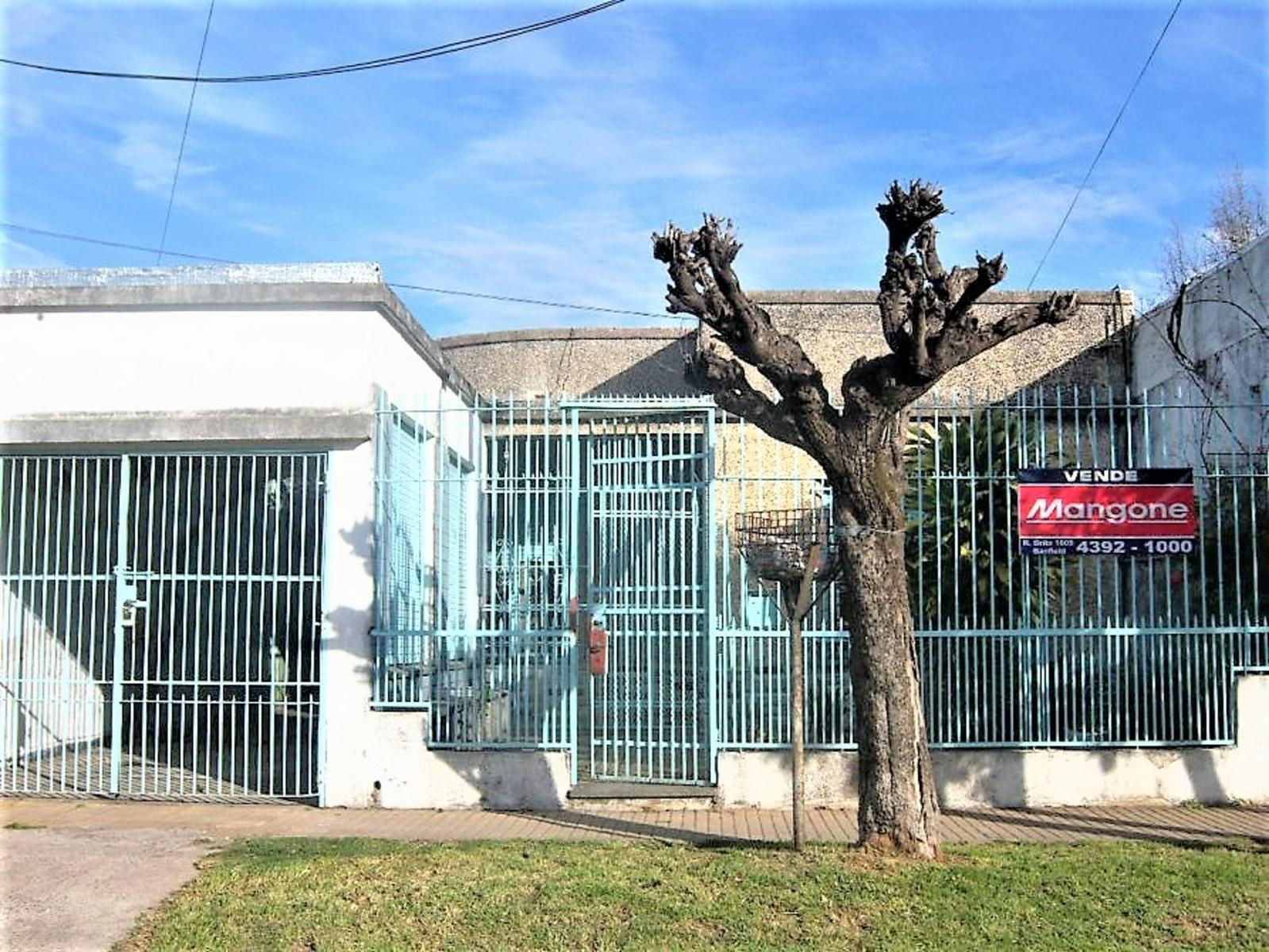 Casa en Venta en Banfield Este