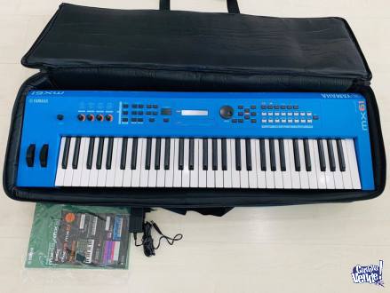 Yamaha MX61 V2 Keyboard Synthesizer