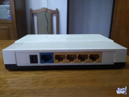 Router Cable / DSL de 4 puertos TP Link - TL-R402M