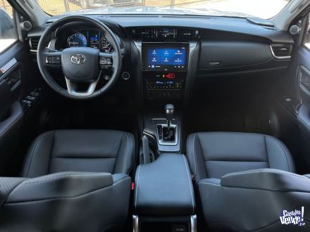 Toyota SW4 SRX Aut L/23 0KM patentada 2023