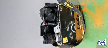 Camara Nikon D3400