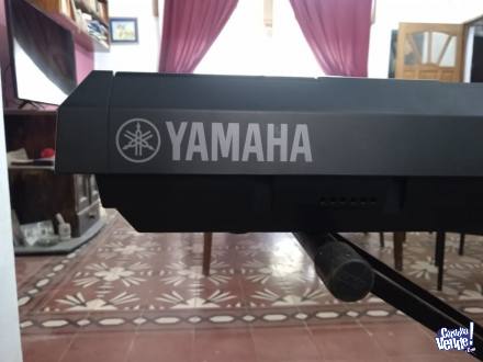 Piano Yamaha P-105