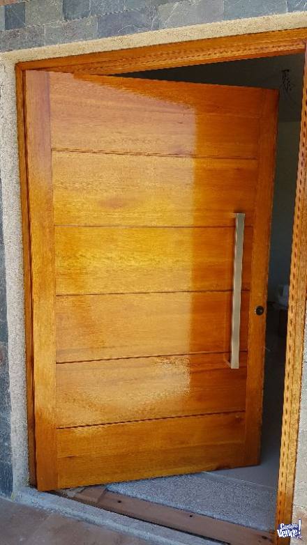 Puerta frente 1,25 x 2,30 machimbrada pivot madera premiun