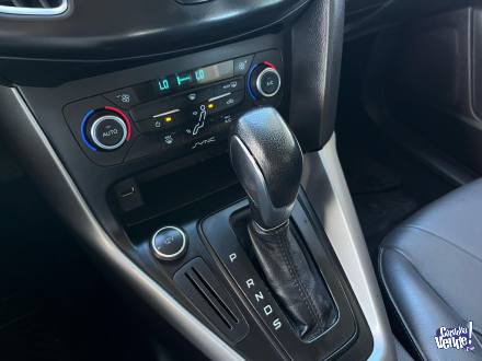 Ford Focus III 2.0 SE Plus caja AT 2016