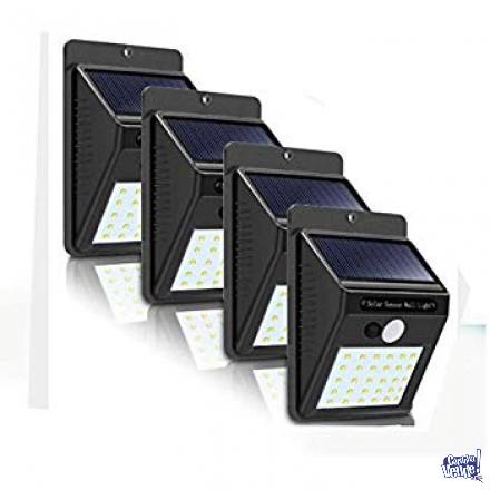4 Reflectores x 30w Farol Solar Led Y Sensor De Movimiento