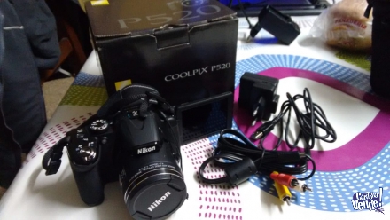 Camara Nikon P520 + accesorios + Regalo