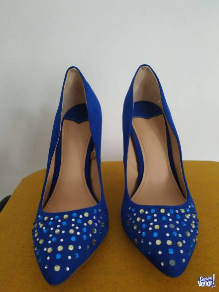 Zapatos de tacón azules