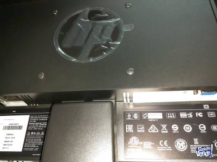 MONITOR LED HP V194 18,5'' NUEVO, A REPARAR, PANTALLA ROTA