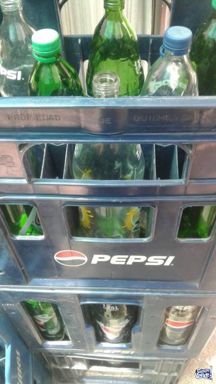 3 Cajones c/ Envases Pepsi- 7 Up (vidrio)