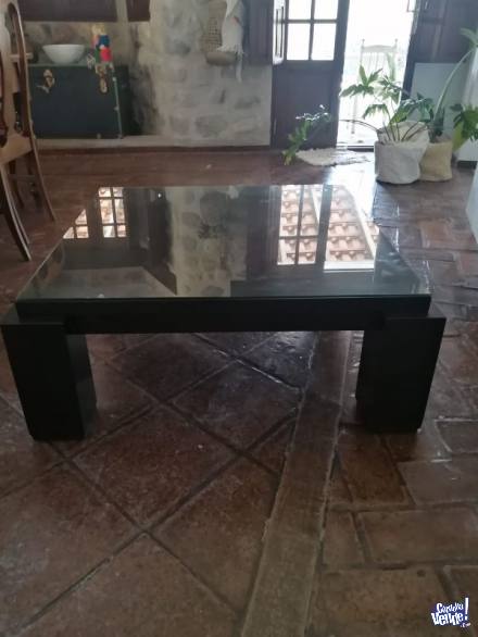mesa ratona con vidrio de 100x100 cm