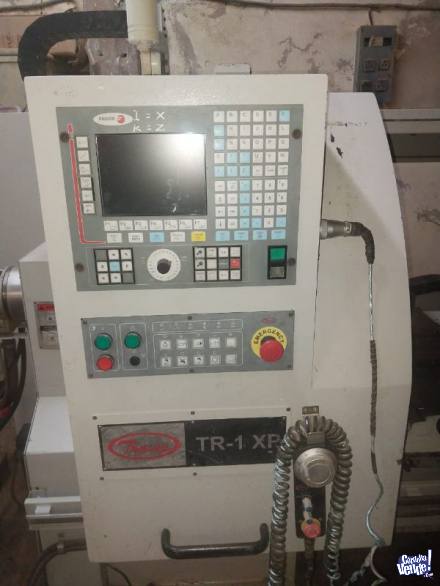 Torno Control Numérico Marca TRAVIS, Modelo TR-2-XP Año 20