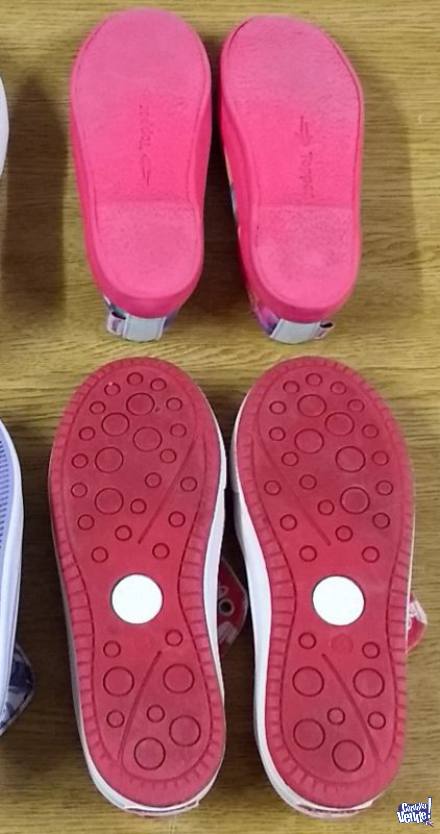 VENDO ZAPATILLAS NIÑOS/AS($8000/$7000C/U)(WhatsApp 35125113