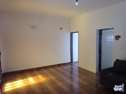 CASA 4 DORM 186 M2 - B° PUEYRREDÓN - APTO BANCOR - U$S 69.