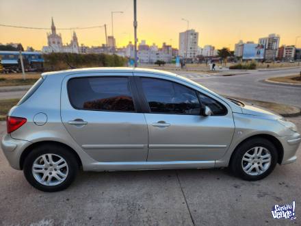 Vendo Peugeot 307 HDI TURBO 2.0 DIESEL