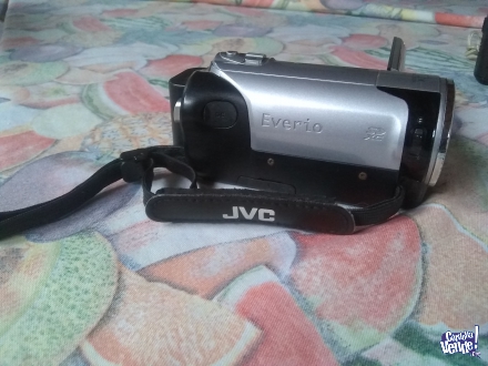 Filmadora JVC+ cámara Kodak. $25000