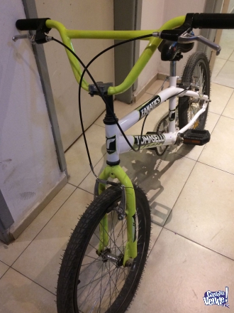 Bicicleta BMX tomaselli