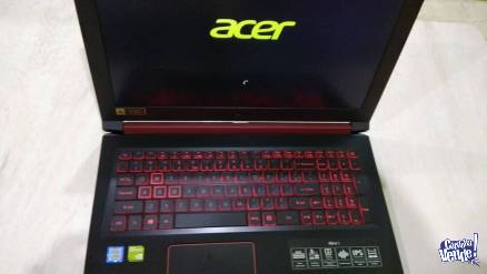 Acer Nitro 5 15'6, I5-8250u 8gb ram, 256gb Ssd, 1tb HDD