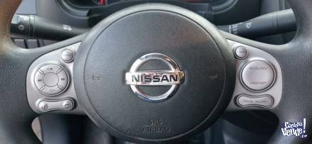NISSAN VERSA 1.6 SENSE PURE DRIVE MANUAL 2015  FINANCIADO