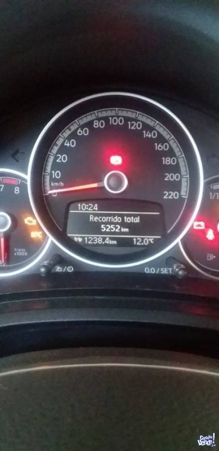 VW UP! High 2019 COMO NUEVO, unico dueño, solo 5000 km.