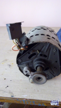 Motor eléctrico de lavar ropa watios 40/150 rpm 450/3850 usado funcionando en Argentina Vende
