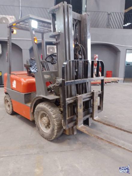 AUTOELEVADOR TAILIFT 2,5TN