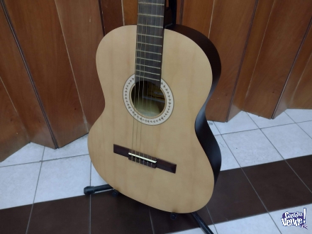 Guitarra criolla NUEVA en Argentina Vende
