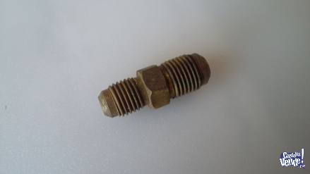 Conector MM Bronce 1/4 XX 1/4 - Aires