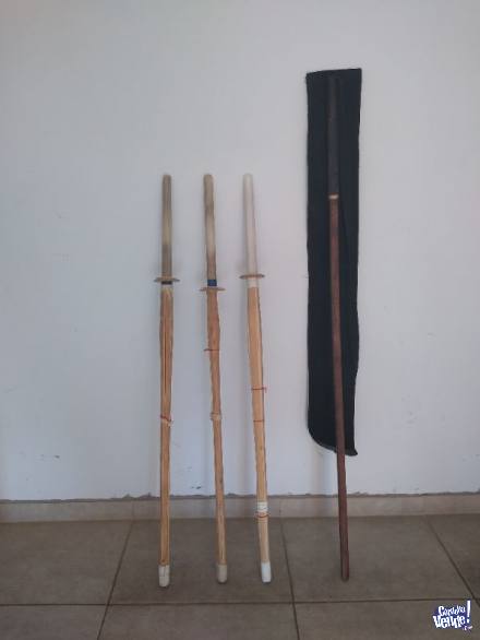 3 Espadas de bambu (Shinai) + Espada de Madera+ Funda