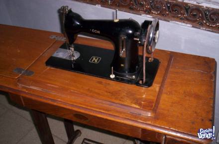 Maquina coser  NECCHI antigua