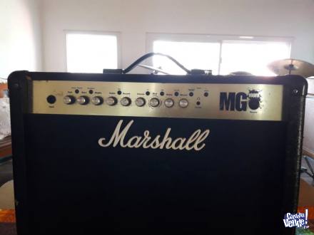 Amplificador Marshall MG 100 FX en perfecto funcionamiento
