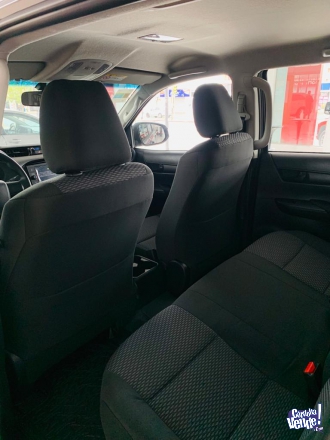 Toyota Hilux doble cabina 4x4 0km  entrega inmediata