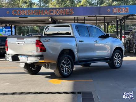 TOYOTA HILUX 2.8 SRX 4x4 AT 2017 - IMPECABLE! Tope de gama!