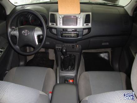 Toyota Hilux 3.0 srv tdi 4x2 cd