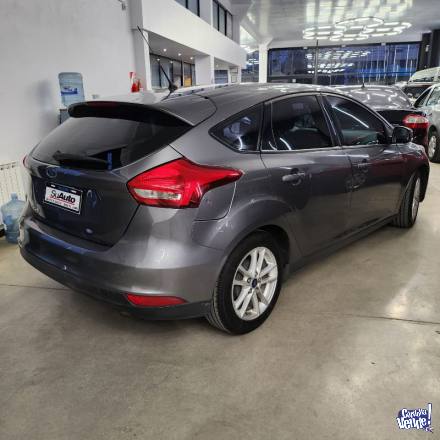 Ford Focus S 2015