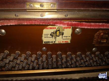 Piano antiguo vertical Steck 1917