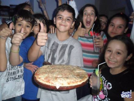 PIZZA PARTY, PIZZA LIBRE A LA PARRILLA, BARRA DE TRAGOS