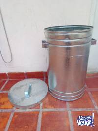 Tacho de zinc de 20 litros