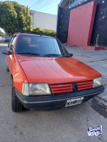 PEUGEOT 205