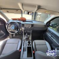 Volkswagen Amarok Trndline 4x2 140cv 2023 0Km (Blanca)