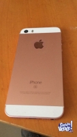 Vendo iPhone 5se 16gb color rosa menos de un a�o de uso con cargadory auricular original 