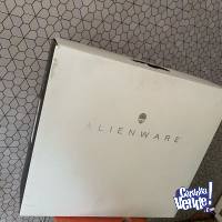 Dell Alienware 15 R4 Core i9-8950HK, 32gb ram, 1TB HDD, 1TB