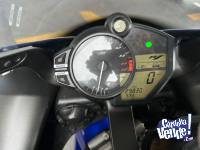 Yamaha R1 año 2011