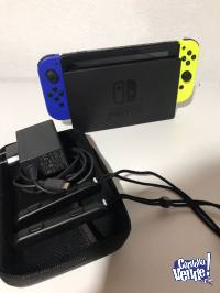 Nintendo Switch completa con funda